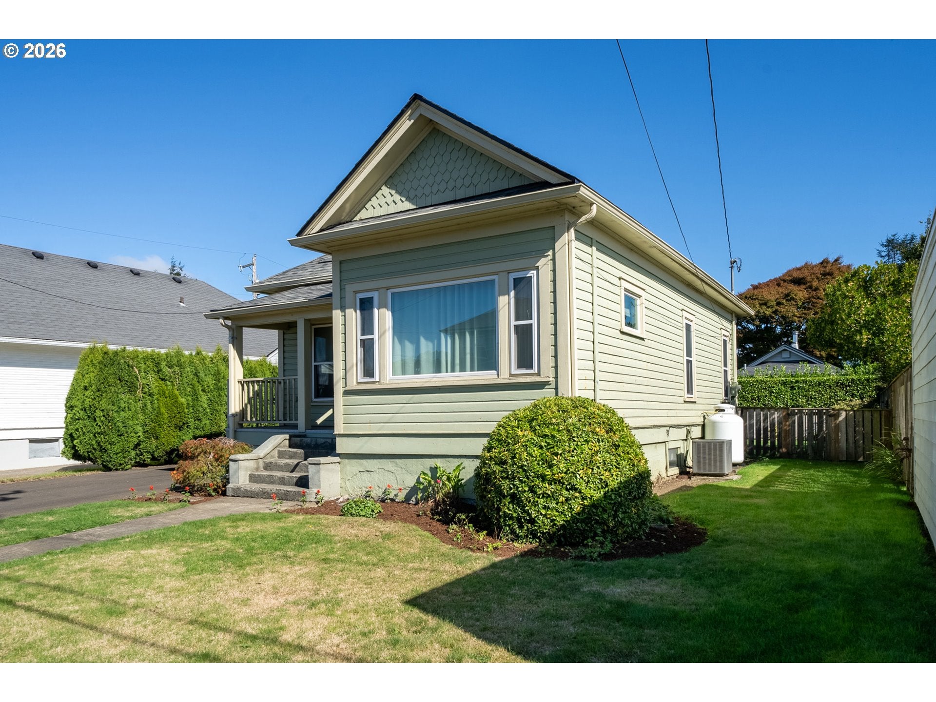 405 MILLER AVE