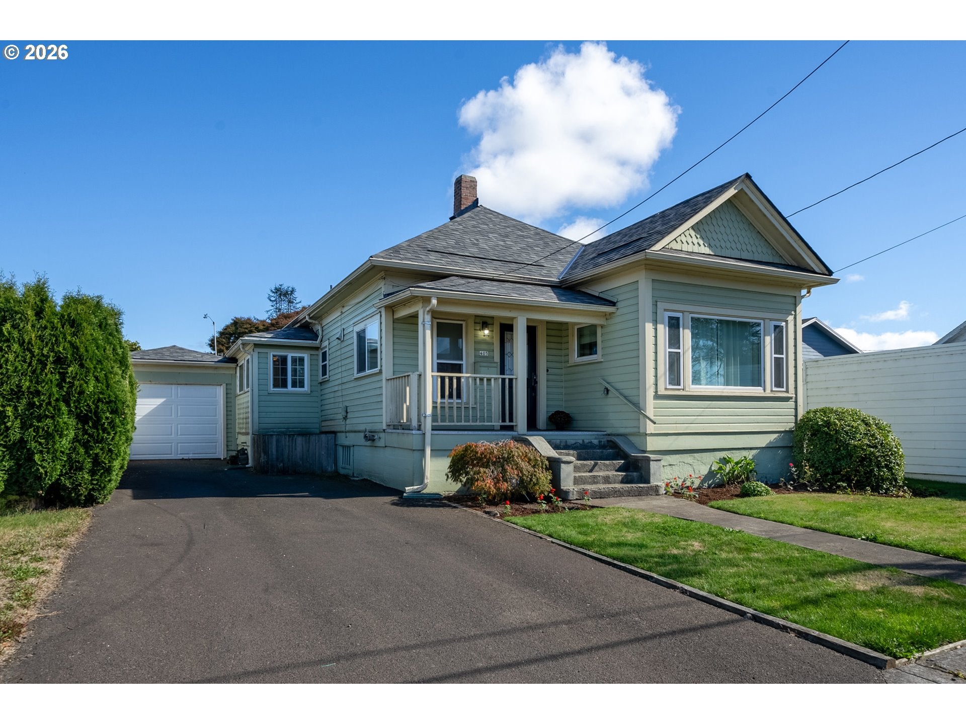 405 MILLER AVE