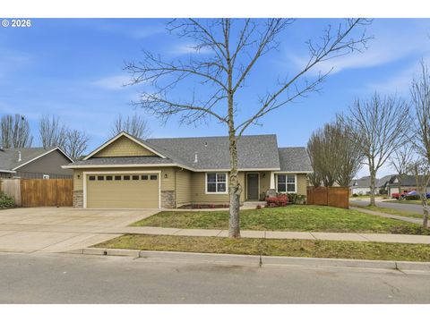 6090 LATOUR LN Eugene OR 97402
