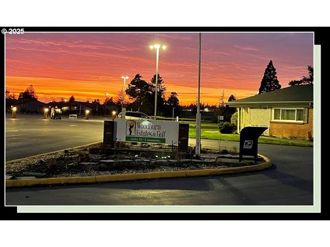 A home in Woodburn