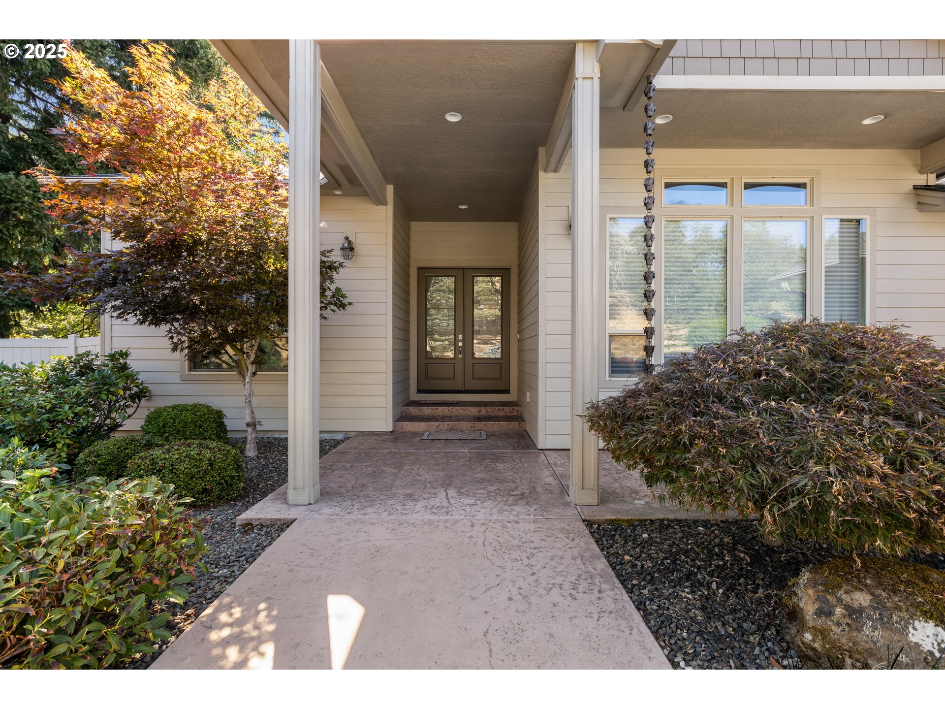 434 Champagne Creek DR
