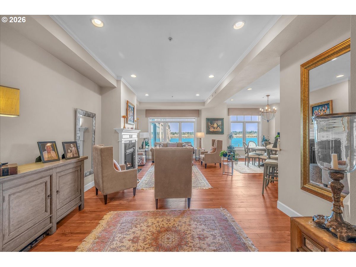 707 N HAYDEN ISLAND DR 408