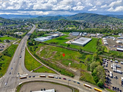 4553 OLD HIGHWAY 99 S Roseburg OR 97471