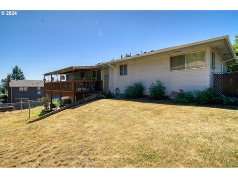 A home in Scappoose