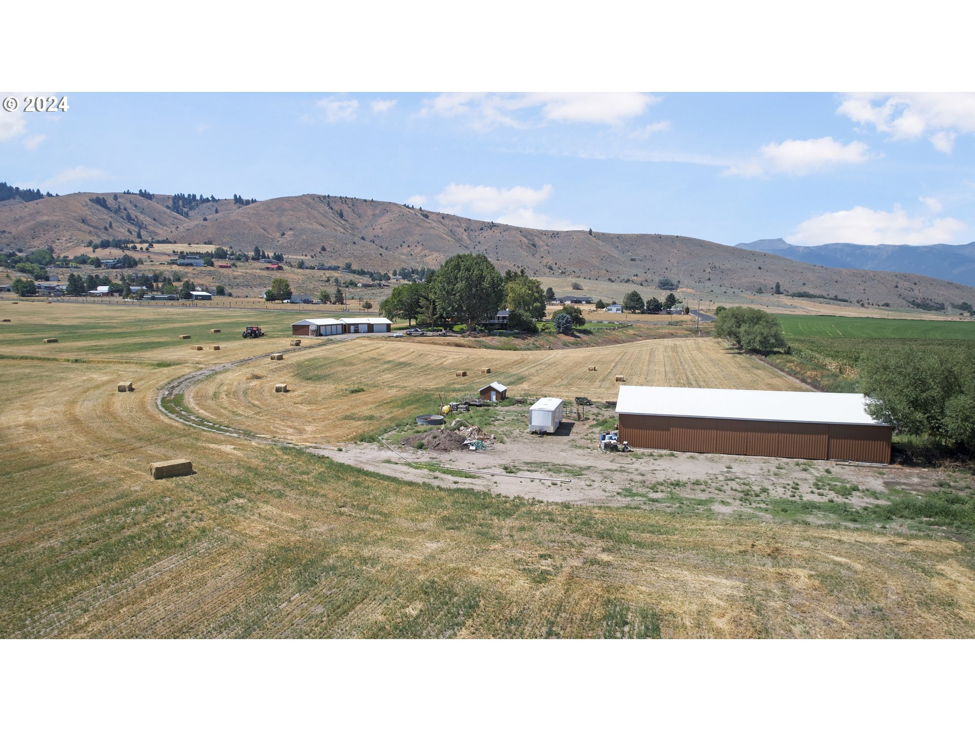 18373 W CAMPBELL LOOP
