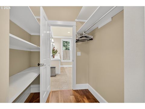 Tiny photo for 375 Marina Vista Dr, Lowell, OR 97452 (MLS # 682183153)