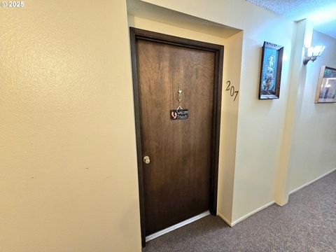 950 Evergreen Rd Unit 207, Woodburn, OR 97071 - MLS#: 614480655