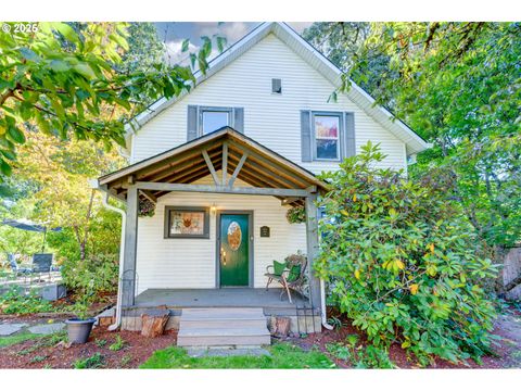 165 SE 33RD AVE Hillsboro OR 97123