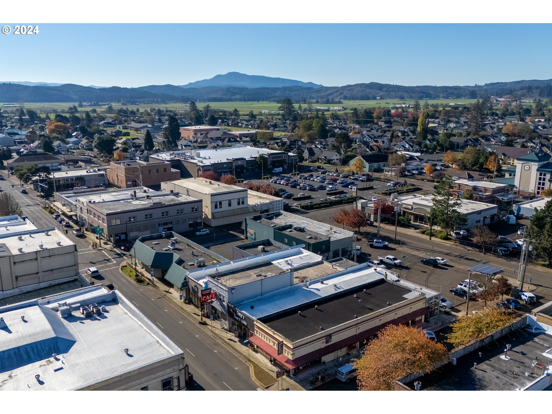 Tillamook, Oregon 97141, United States, ,Commercial,Active,33497