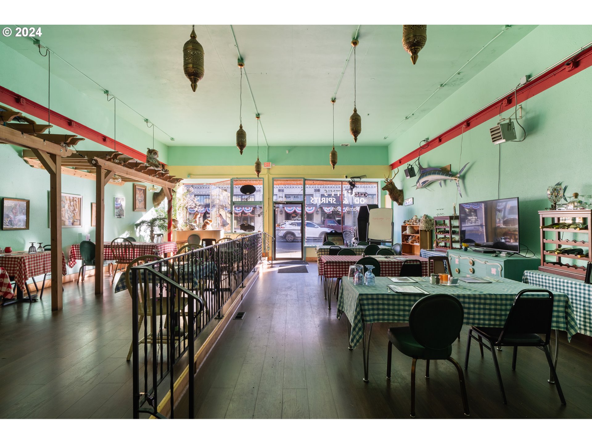 Tillamook, Oregon 97141, United States, ,Commercial,Active,33497