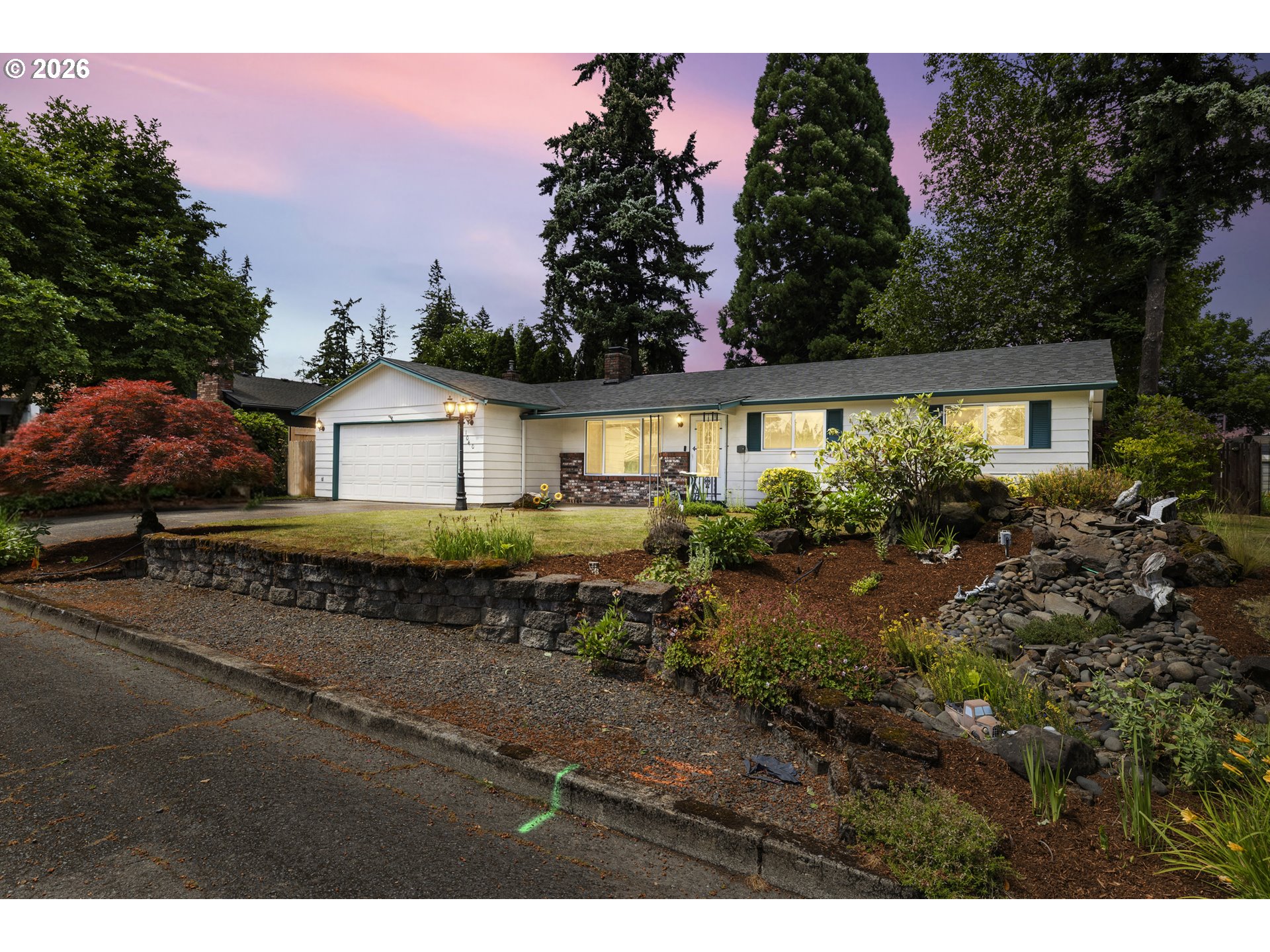 1040 NE 12TH PL
