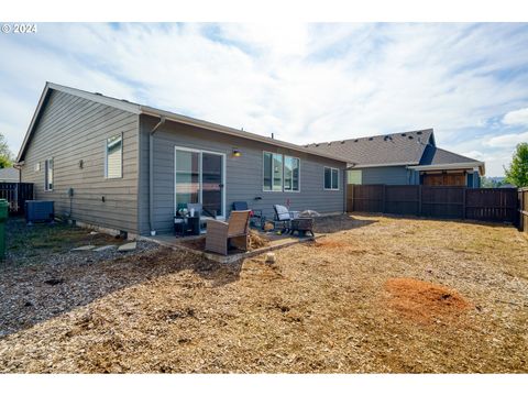 A home in Estacada