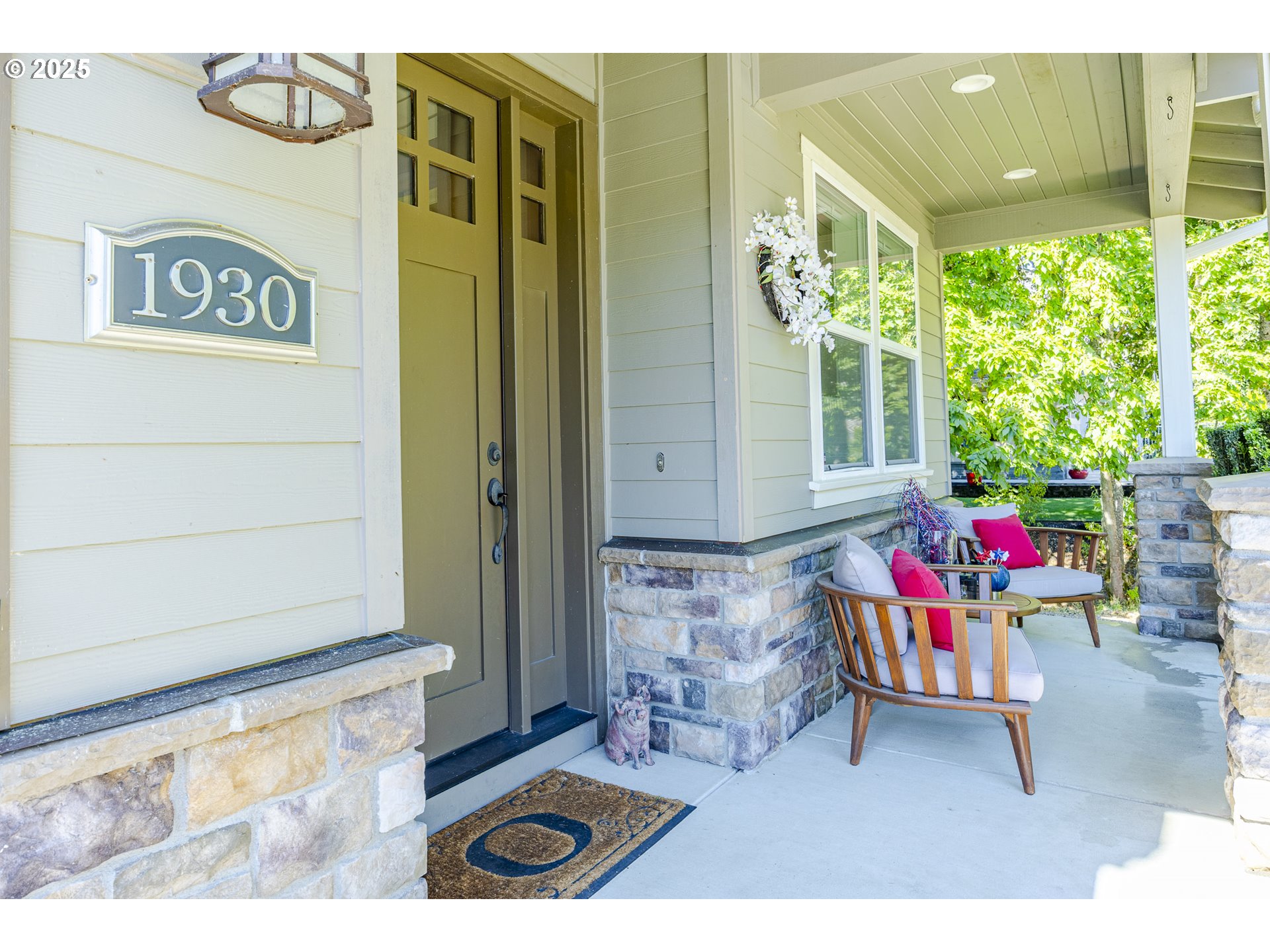 1930 STERLING PARK PL