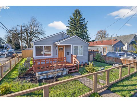 3929 SE 71ST AVE Portland OR 97206