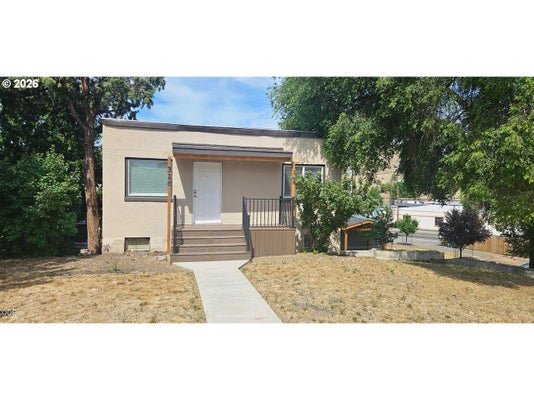 316 SW 1ST ST, MADRAS, OR 97741 - Image 2d308f5eca17fbb3cb810aa7add17b39/4189746471