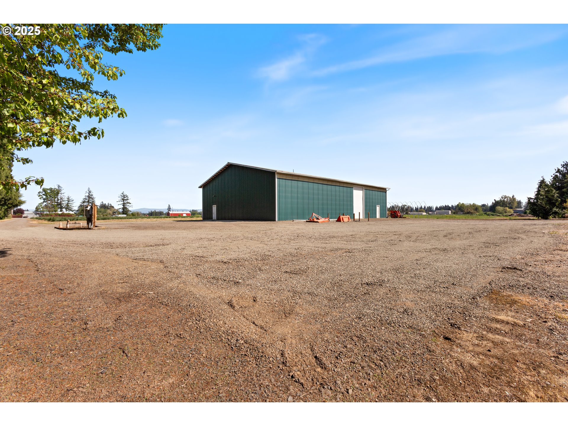 21805 Boones Ferry RD NE