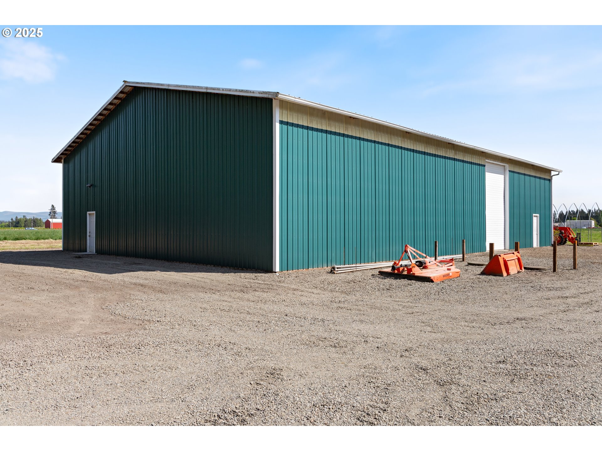 21805 Boones Ferry RD NE