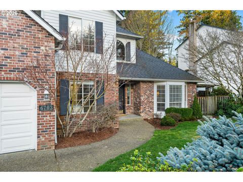 6703 SW MOONSHADOW CT Portland OR 97223