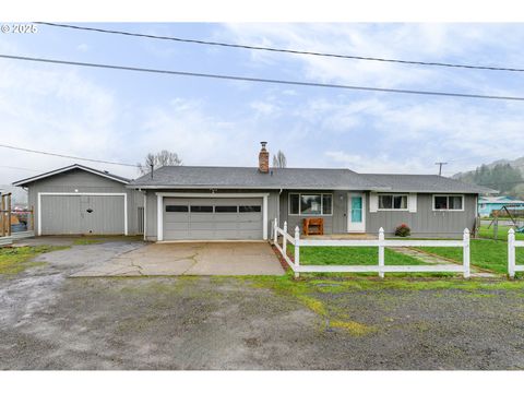 797 NE YAMHILL ST Sheridan OR 97378