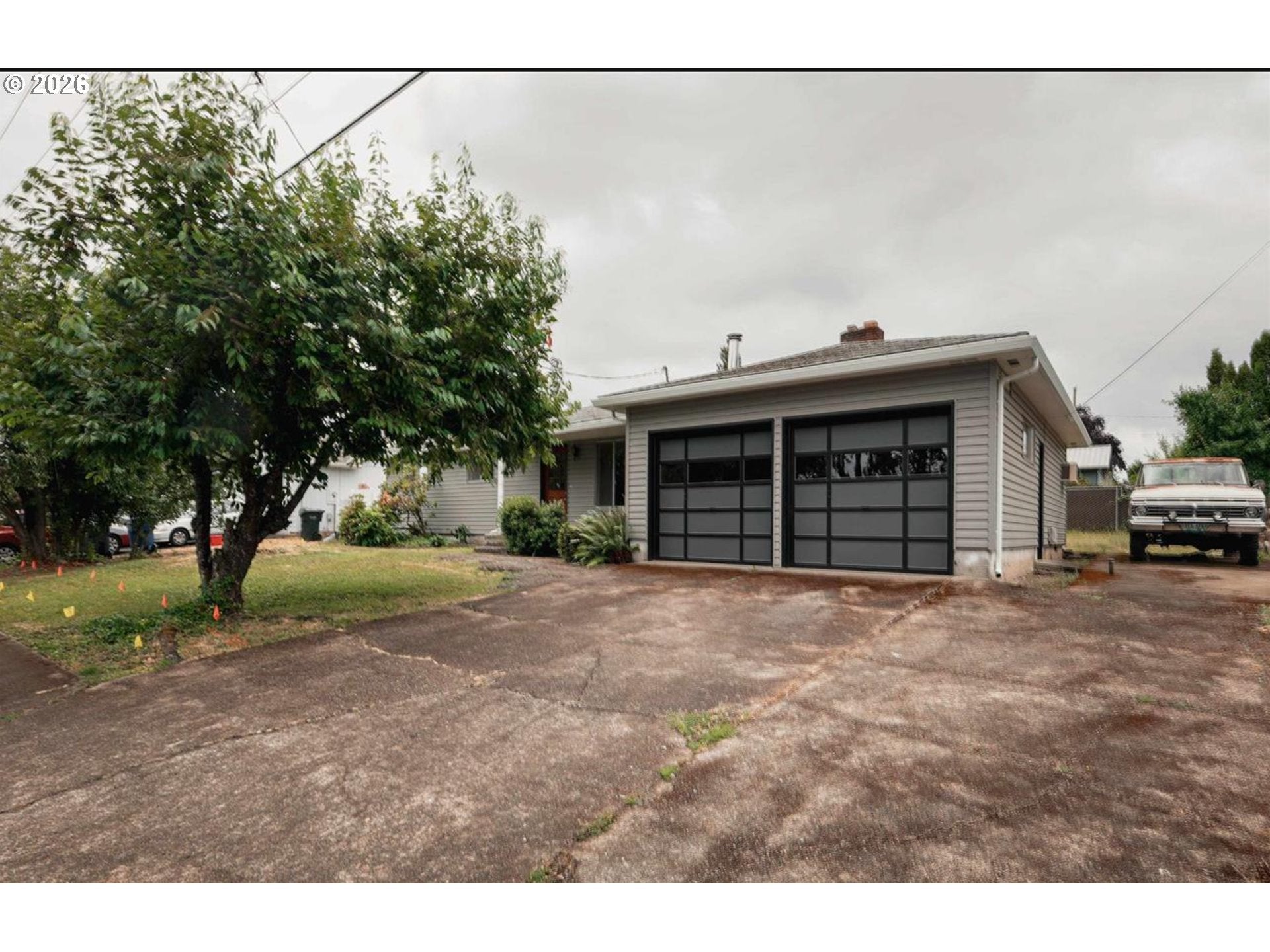 1210 RIVER BEND RD