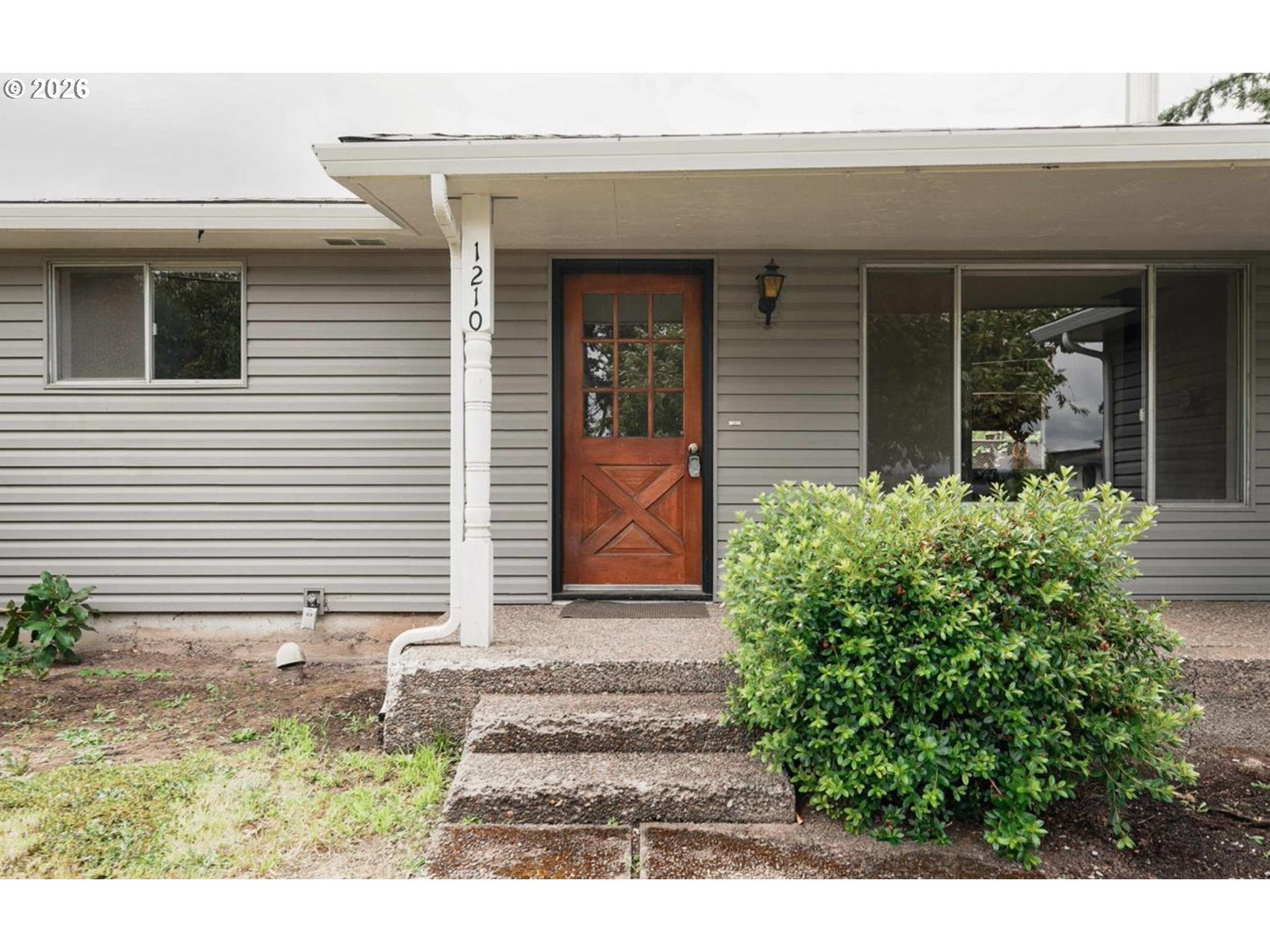 1210 RIVER BEND RD