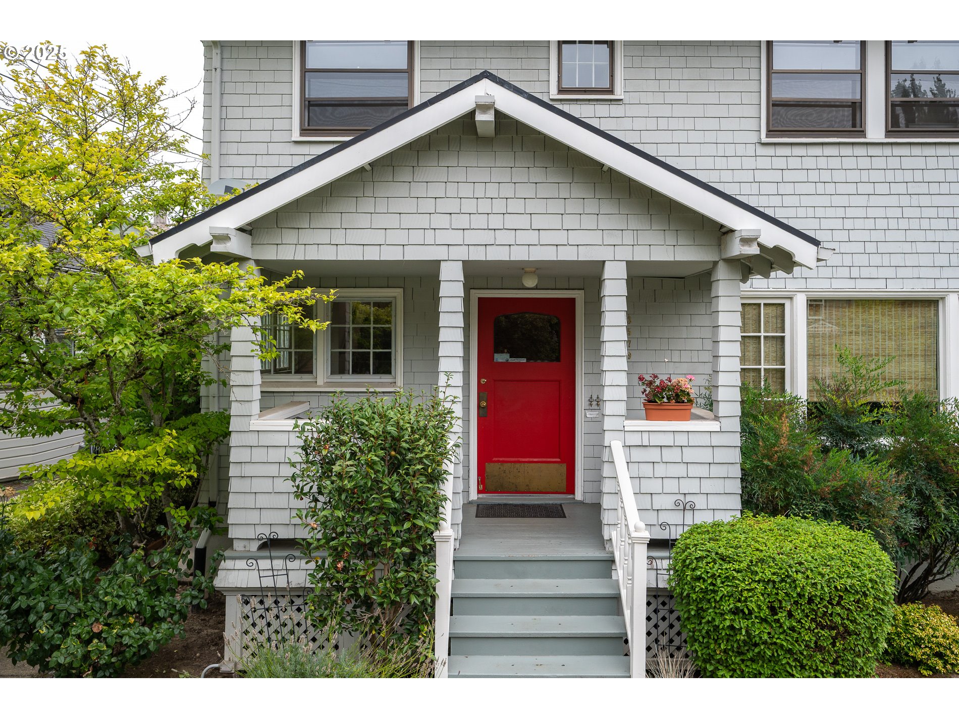 2253 NW IRVING ST NW
