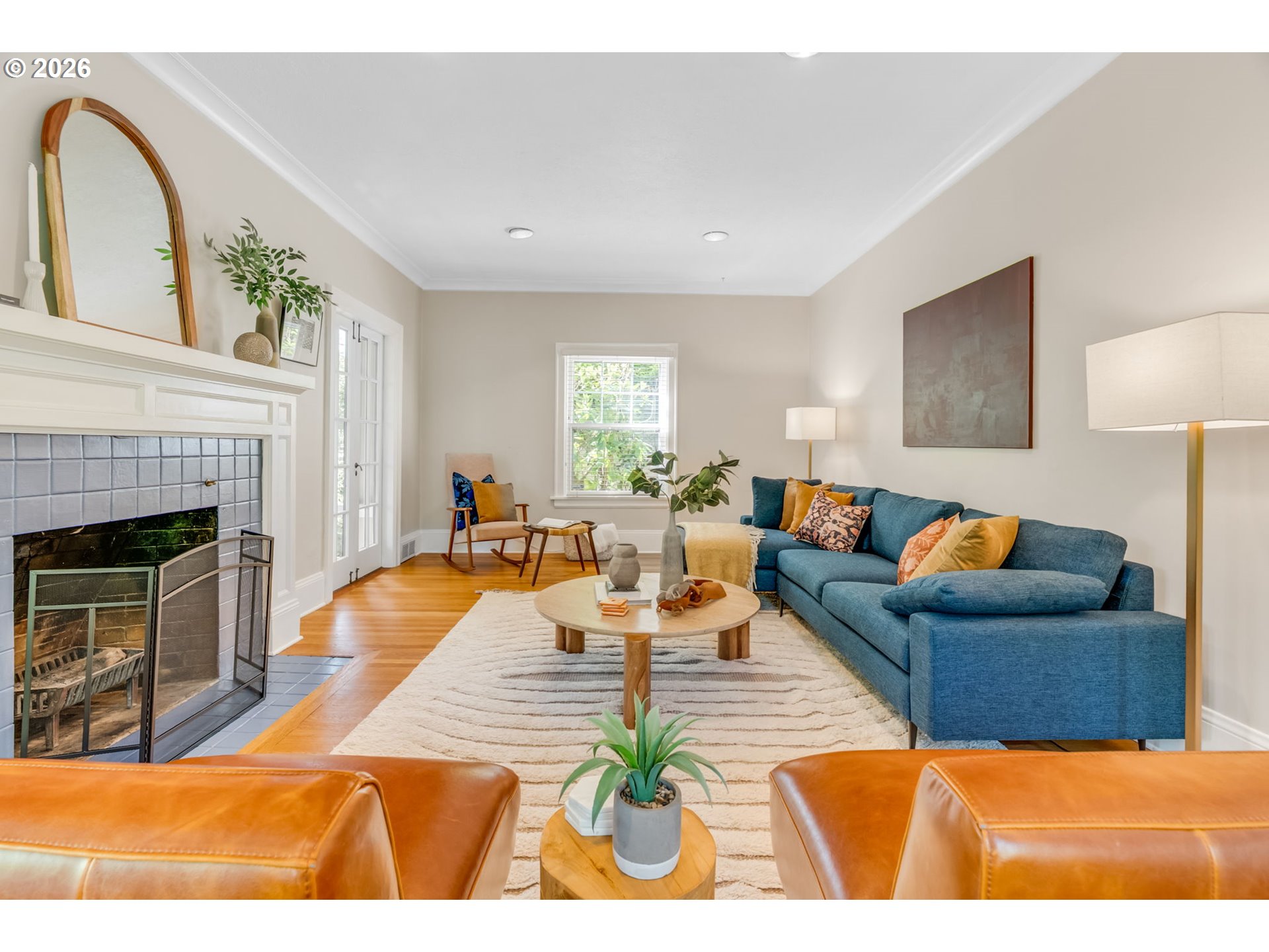7 NE FLORAL PL