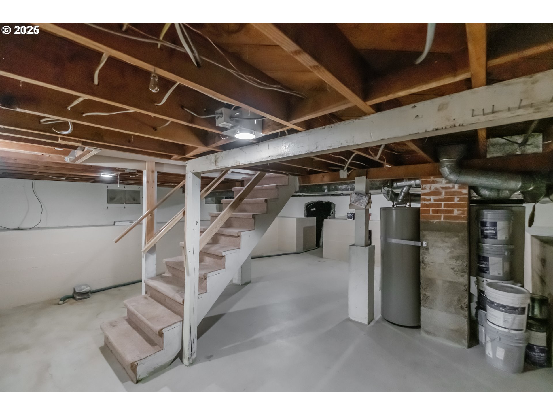 Salem, Oregon 97301, United States, 4 Bedrooms Bedrooms, ,3 BathroomsBathrooms,Residential,Pending,110585