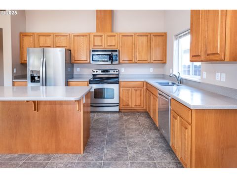 Tiny photo for 370 Camrin Loop, Creswell, OR 97426 (MLS # 694778420)