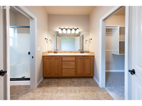 Tiny photo for 370 Camrin Loop, Creswell, OR 97426 (MLS # 694778420)