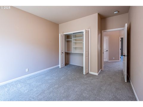 Tiny photo for 370 Camrin Loop, Creswell, OR 97426 (MLS # 694778420)