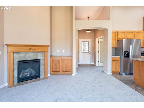 Tiny photo for 370 Camrin Loop, Creswell, OR 97426 (MLS # 694778420)