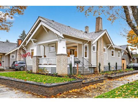 Photo of 401 W 23rd St, Vancouver, WA 98660 (MLS # 536382116)