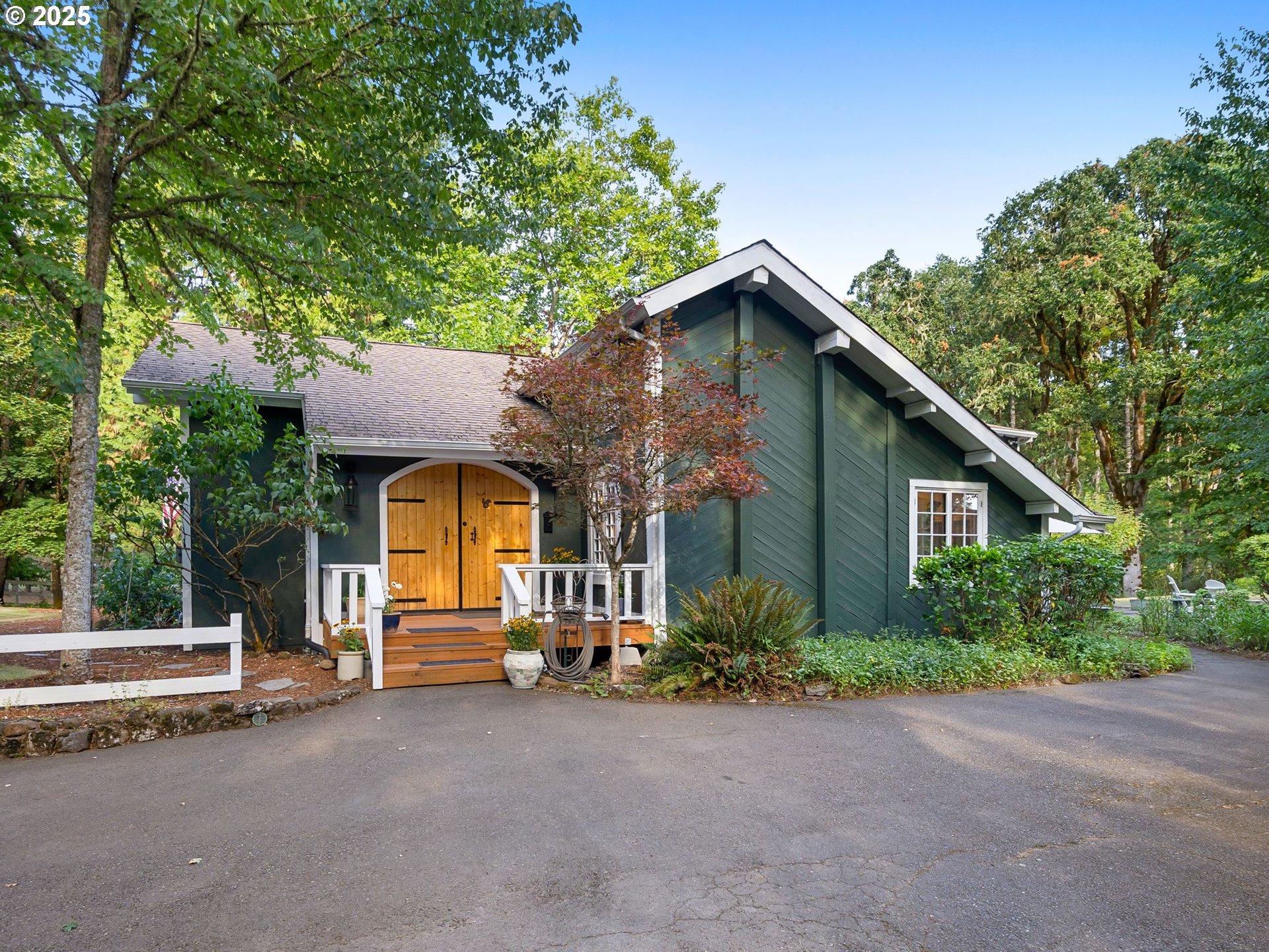 19875 SW MEADOW VIEW DR