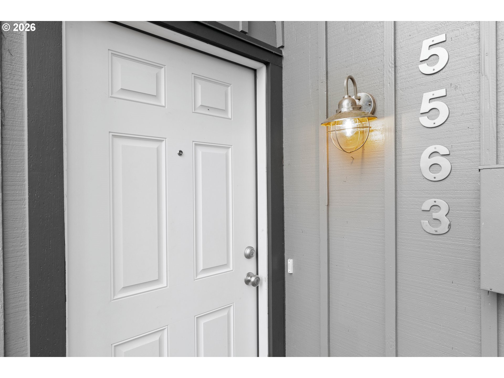 5563 SW MULTNOMAH BLVD