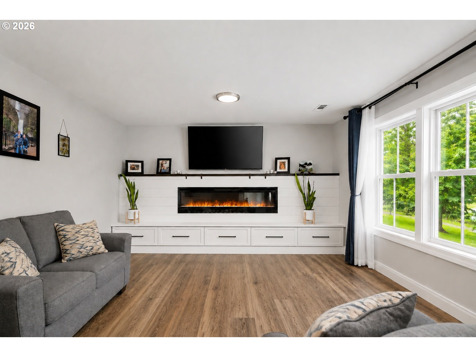 503 NE BIRCHWOOD TER