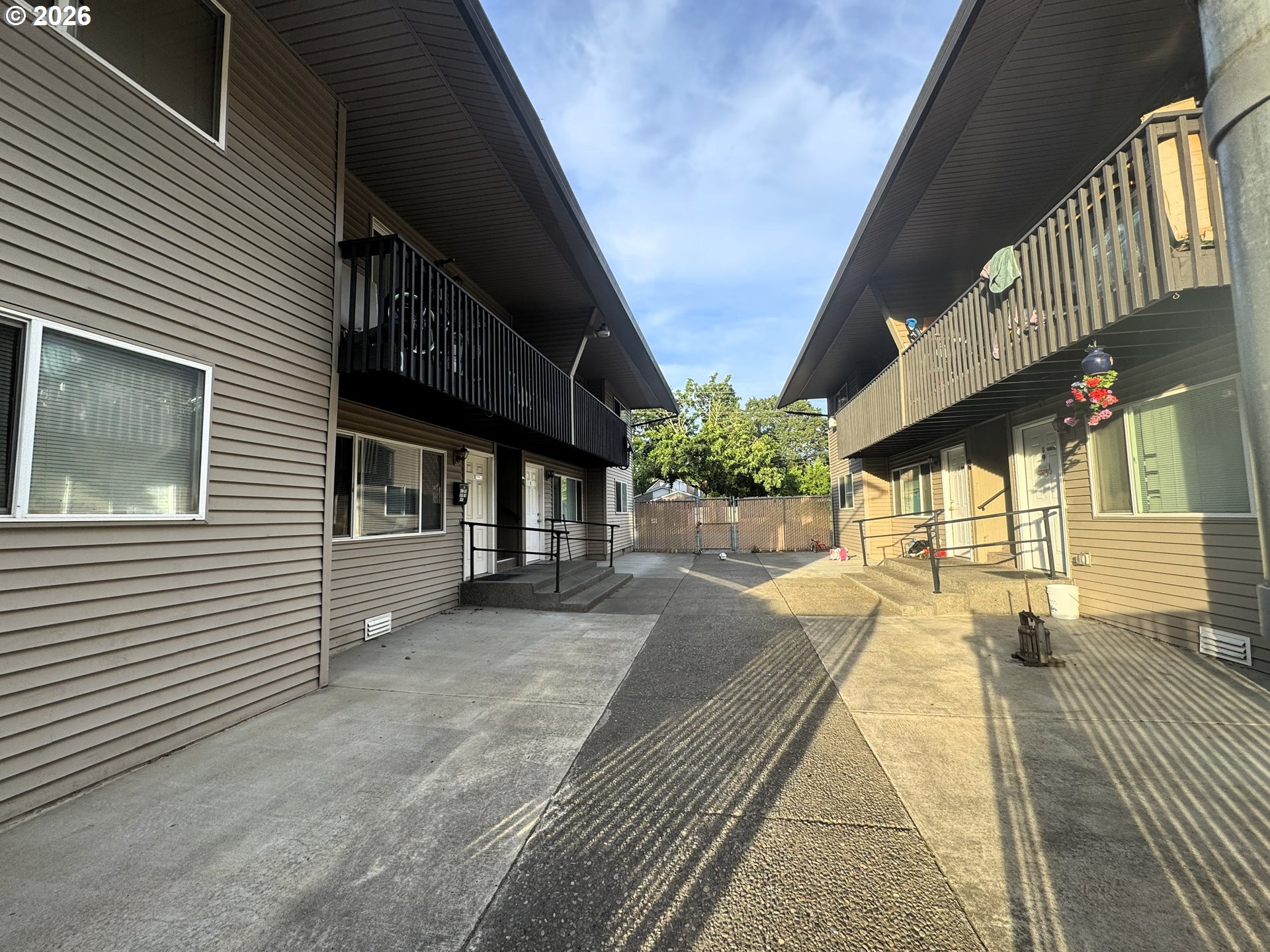 11111 NE 48TH CIR
