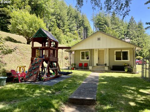 96343 COOS-SUMNER LN Coos Bay OR 97420