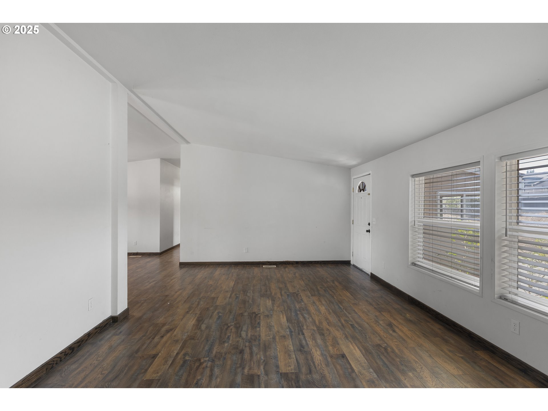 377 RIVER PLACE DR 20