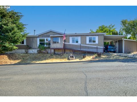 A home in Roseburg