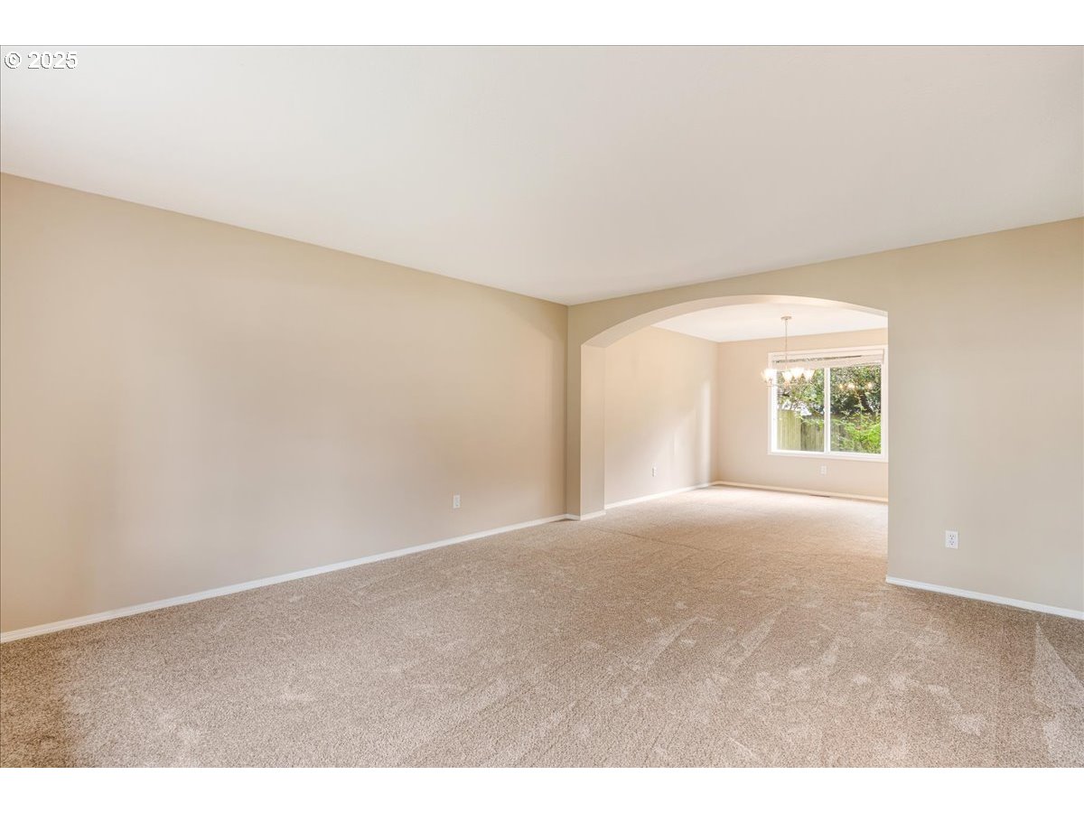 Vancouver, Washington 98683, United States, 4 Bedrooms Bedrooms, ,3 BathroomsBathrooms,Residential,Pending,229394