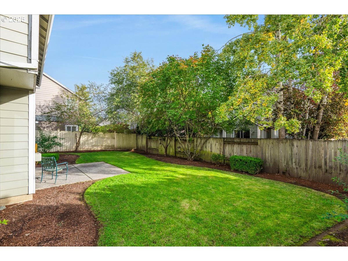 Vancouver, Washington 98683, United States, 4 Bedrooms Bedrooms, ,3 BathroomsBathrooms,Residential,Pending,229394