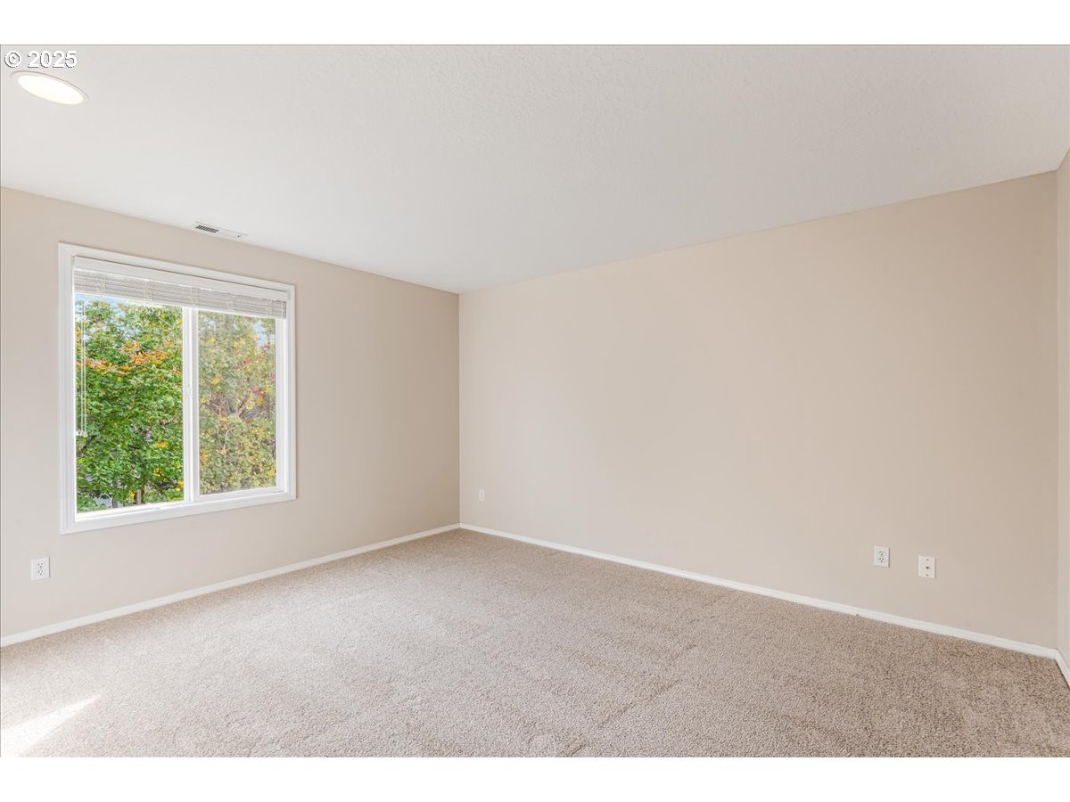 Vancouver, Washington 98683, United States, 4 Bedrooms Bedrooms, ,3 BathroomsBathrooms,Residential,Pending,229394