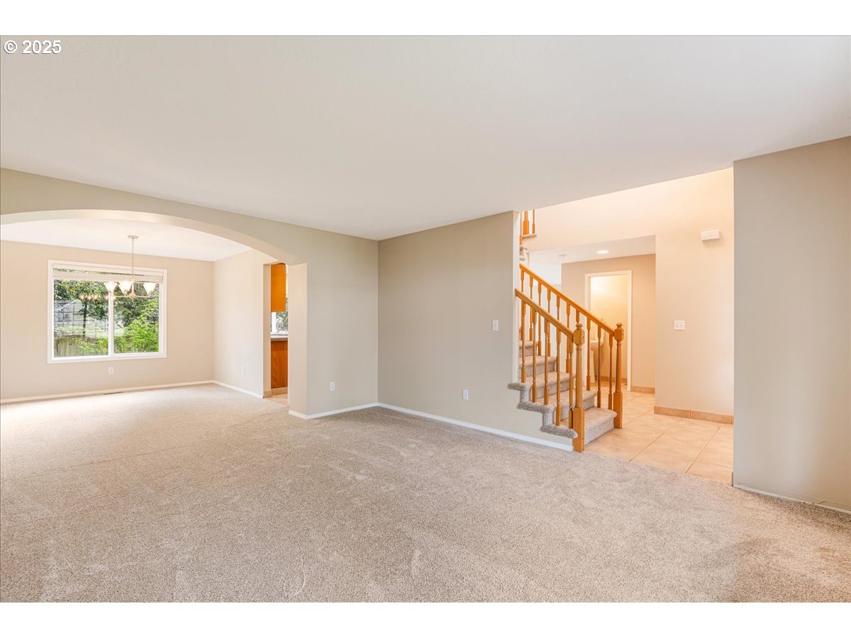 Vancouver, Washington 98683, United States, 4 Bedrooms Bedrooms, ,3 BathroomsBathrooms,Residential,Pending,229394