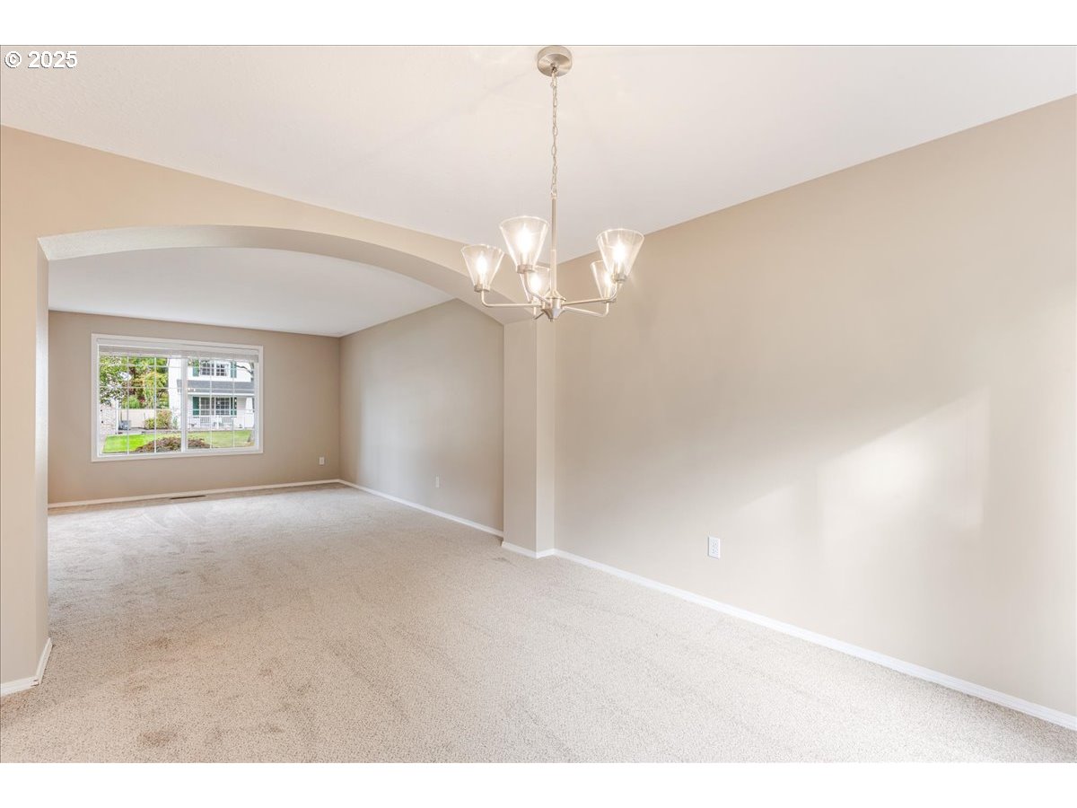 Vancouver, Washington 98683, United States, 4 Bedrooms Bedrooms, ,3 BathroomsBathrooms,Residential,Pending,229394