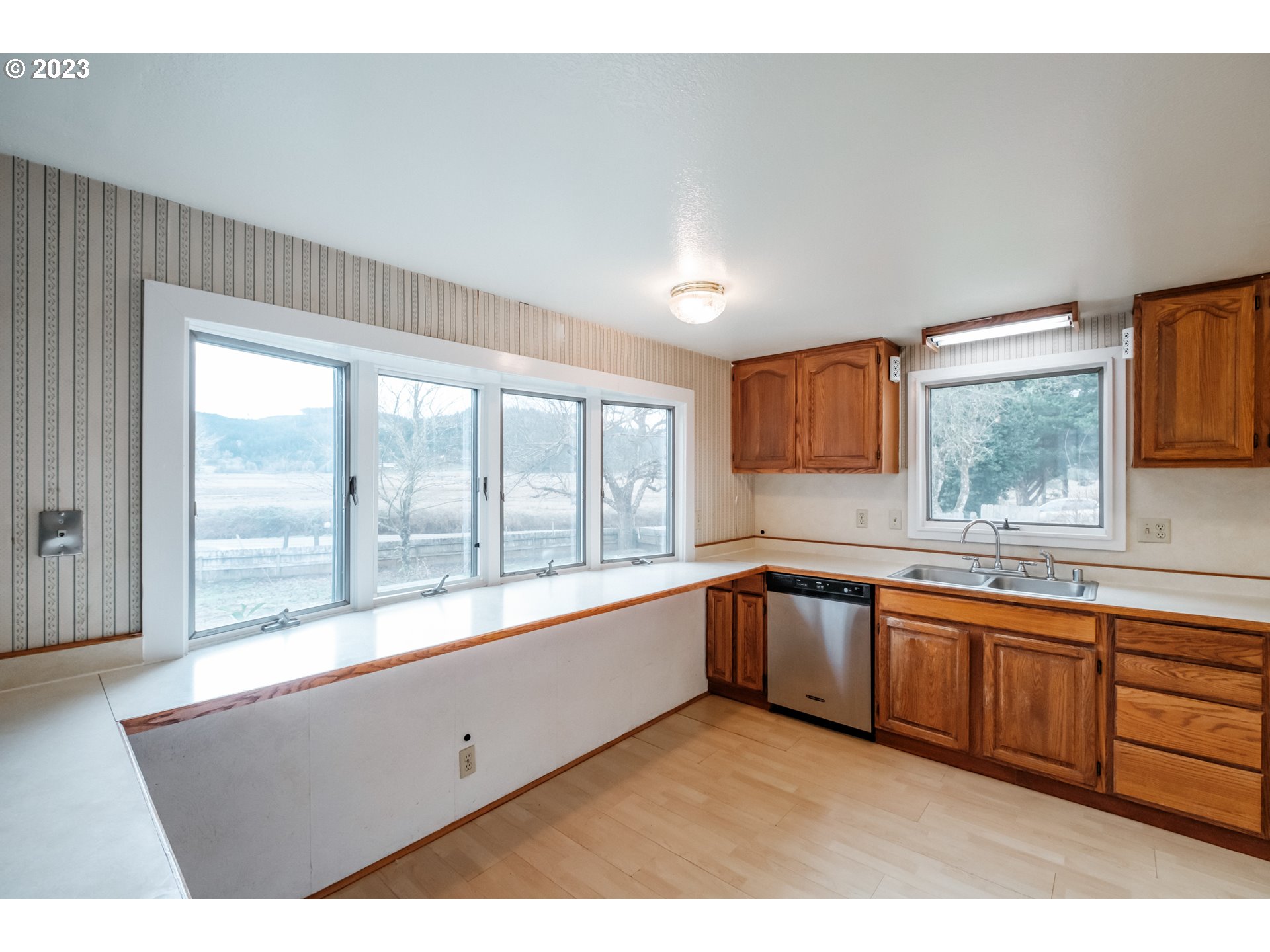 24333 VAUGHN RD