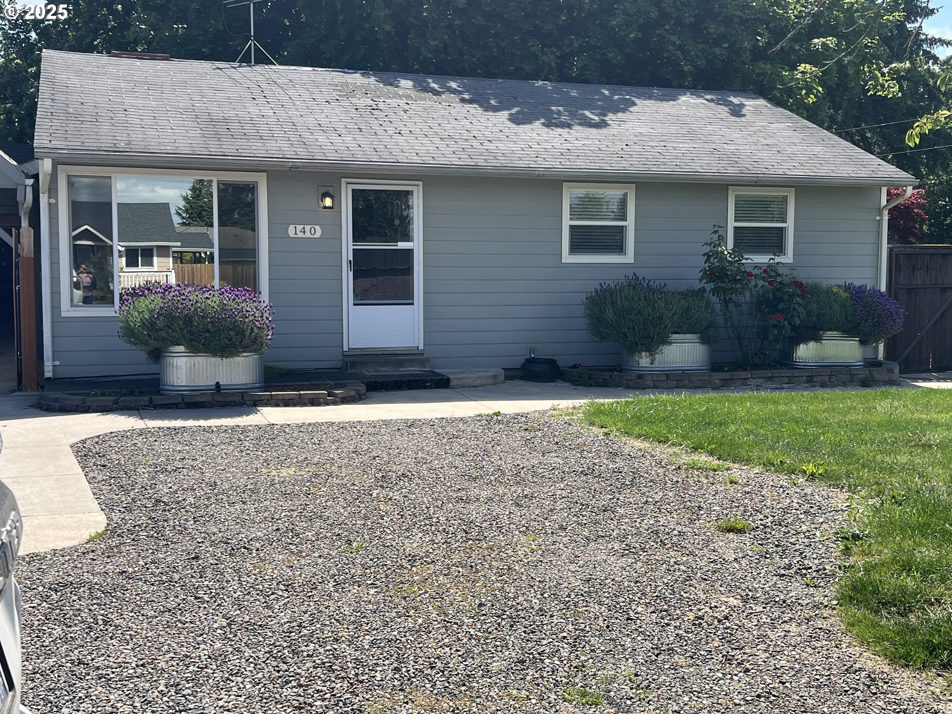140 CANEMAH RD