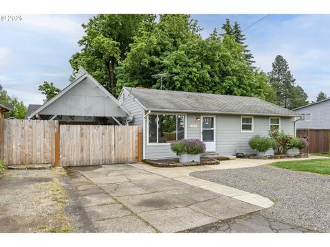 140 CANEMAH RD Oregon City OR 97045