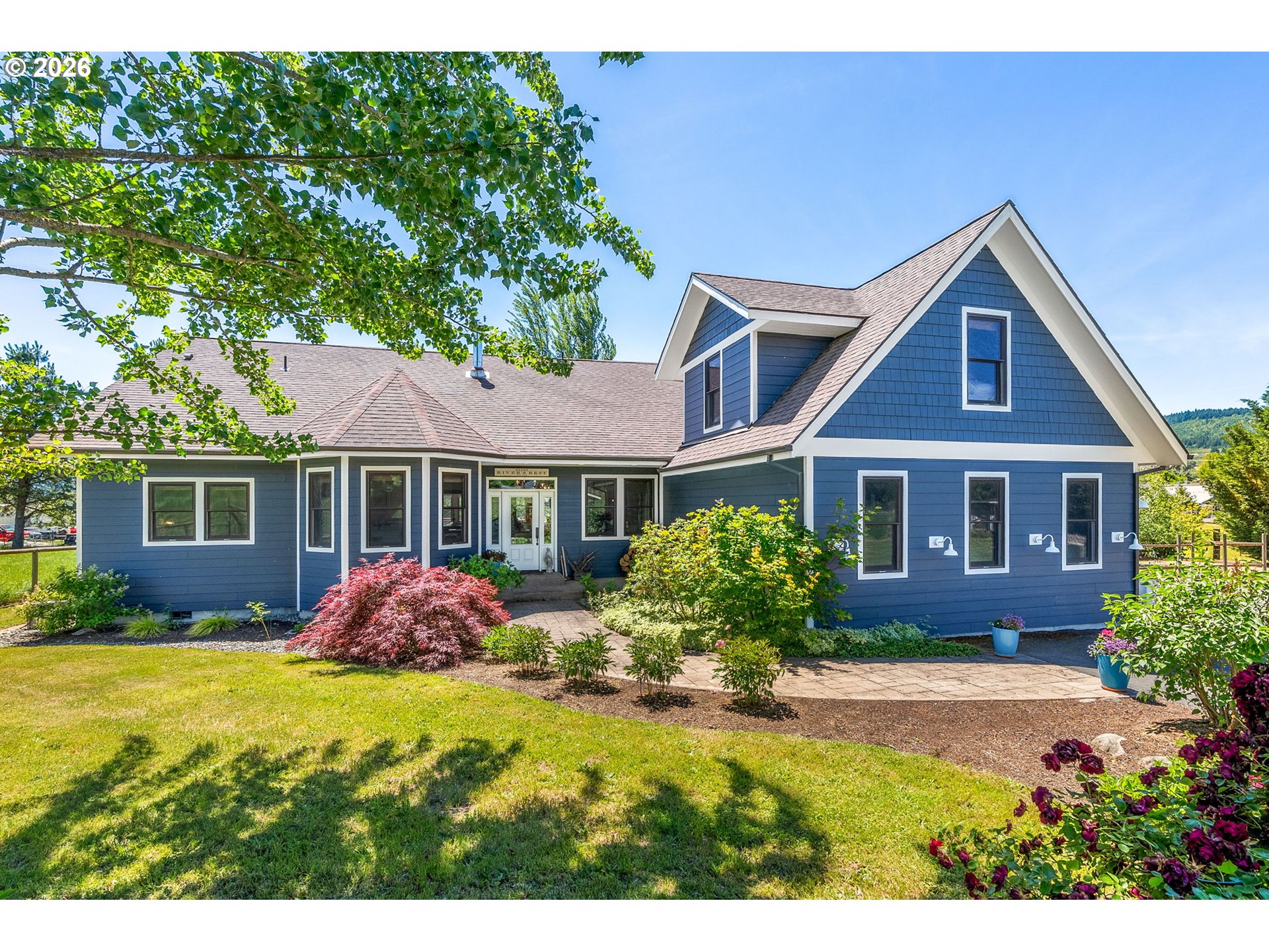 2939 WYEAST RD
