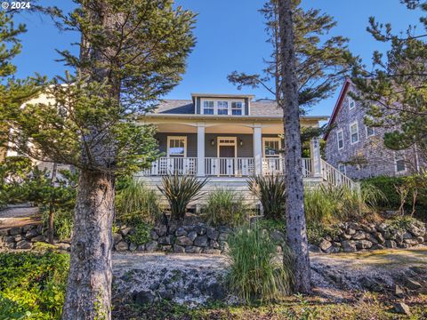 A home in Lincoln City